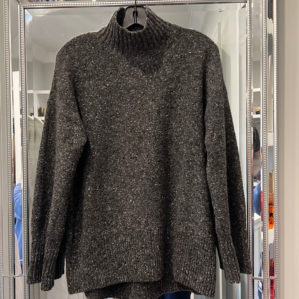Frame cashmere blend sweater size small
